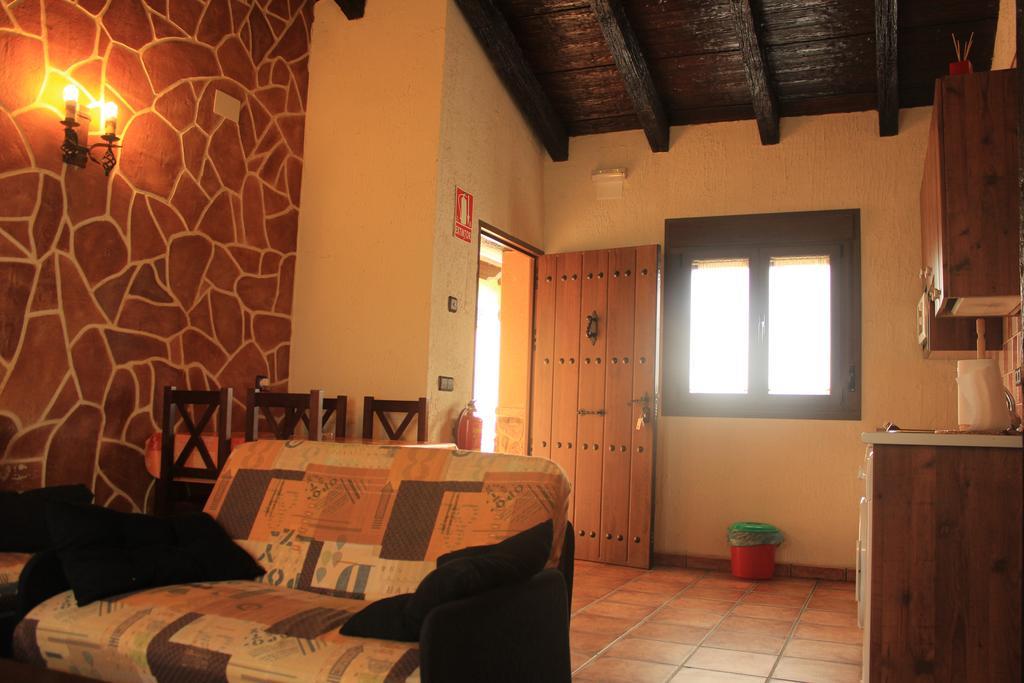La Cueva Del Lince Casa de hóspedes Zarza De Granadilla Exterior foto